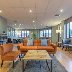 Executive office centre to lease in Oxford