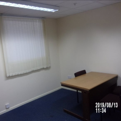 Executive suite to rent in Bolton