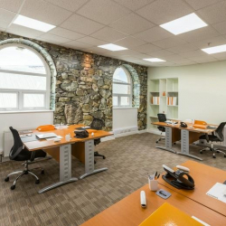Office accomodation to lease in Burnley