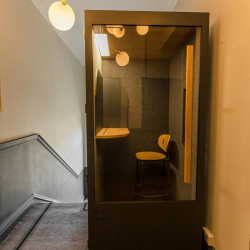 Ely House, Ten Ely Place office suites