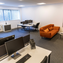 Serviced office to lease in Burnley