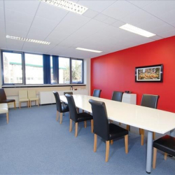 Office accomodations to lease in Wokingham