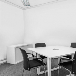 Flughafenallee 26