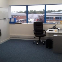 Office accomodations to lease in Woking