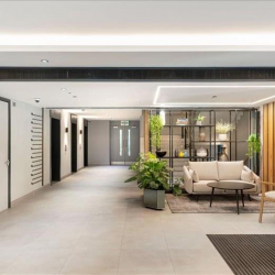 Serviced offices to let in London