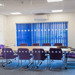 Serviced office to let in Chipping Ongar