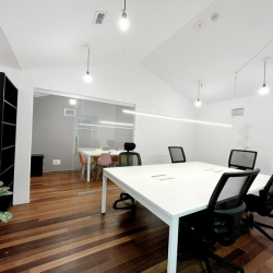 Offices at Gran Via de les Corts Catalanes 672