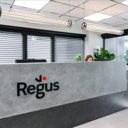 Serviced offices to let in Glyfada