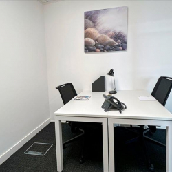 Serviced office to lease in Leicester