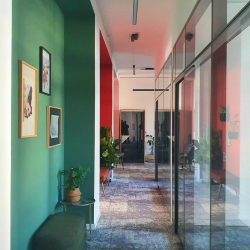 Interior of Grußdorfstraße 3, Postwerk