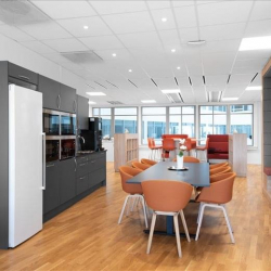 Serviced office to let in Solna
