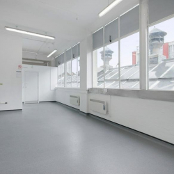 Serviced office centre to lease in London