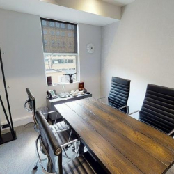 Executive office centre to let in Bath