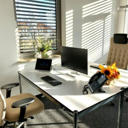 Office accomodation to rent in Hanover