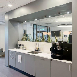 Serviced office centre to lease in Royal Leamington Spa