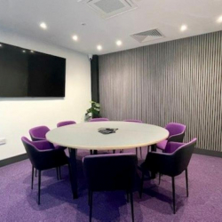 Executive suite to lease in Basildon