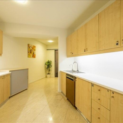 Offices at Kanyon, Buyukdere Cad. No. 185, Levent