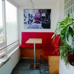 Karolingerstrasse 1