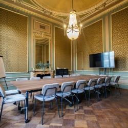 Office spaces in central Amsterdam