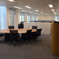 Office suites to let in Reading