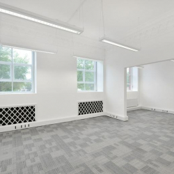 Serviced office - London