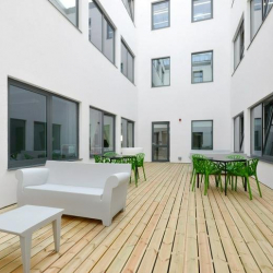 Serviced office to let in London