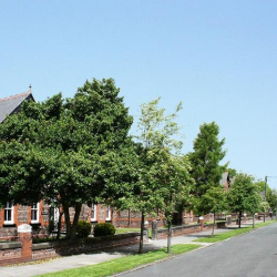Serviced office to lease in Liverpool