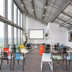 Interior of Mies-van-der-Rohe-Straße 6, Highlight Towers