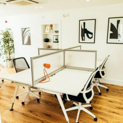 Serviced office to hire in Wooburn Green