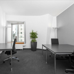 Offices at Neuer Zollhof 3