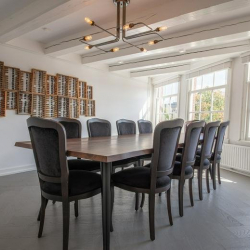 Nieuwezijds Voorburgwal 296, 298 serviced offices