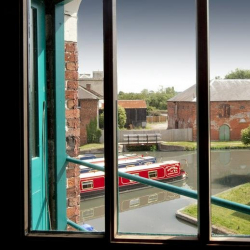 Serviced office to let in Shardlow