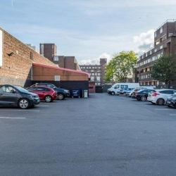 Serviced office to let in London