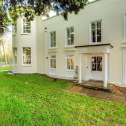 Executive suite - Morden