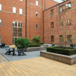 Office accomodation to lease in Leeds