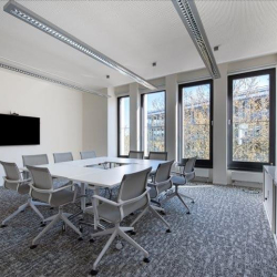 Exterior view of Ottenser Hauptstr. 2-6, GF, 2nd, 3rd, 4th floor, Entrance Hahnenkamp1