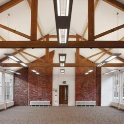 Office suites in central Manchester