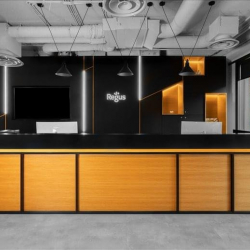 Park Avenue, 2 nd floor, 70 Wspolna Street office accomodations