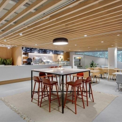 Office accomodations to let in Madrid