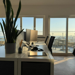 Executive suite to let in Newquay