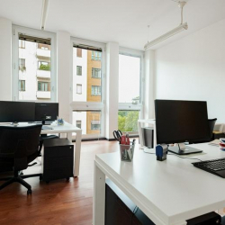 Offices at Piazza della Repubblica, 32