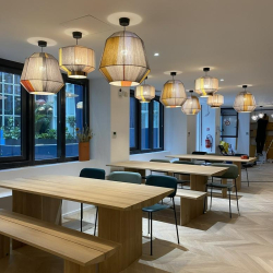 Office accommodation to rent in Paris