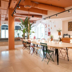 Serviced offices in central Setubal