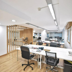 Offices at Rúa de Oporto 19, 1º Planta, Oficinas