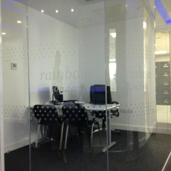 Executive office centre to lease in Enfield