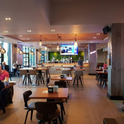 Office accommodations to lease in Manchester