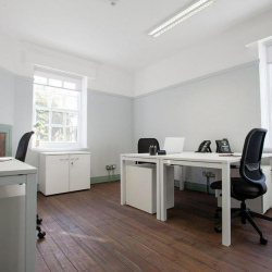 Office accomodation to lease in Duxford