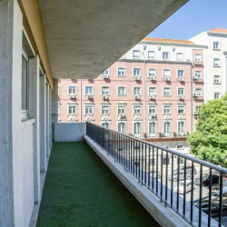 Offices at Rua Filipe Folque 2, 2nd floor