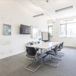 Office suite to let in Brighton