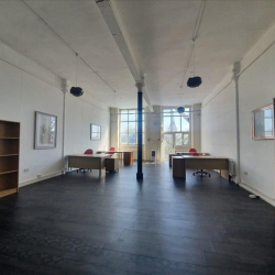 Office suites to rent in Manchester